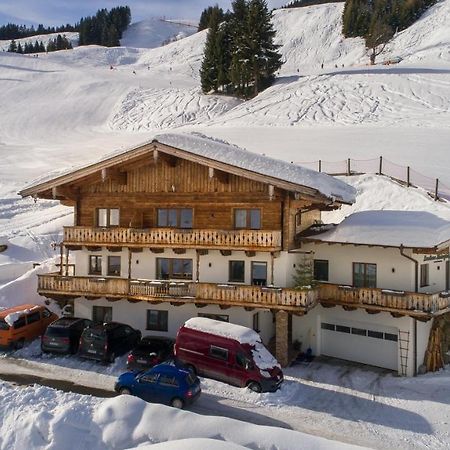 Apartamento Landhaus Hinterglemm Saalbach-Hinterglemm Exterior foto