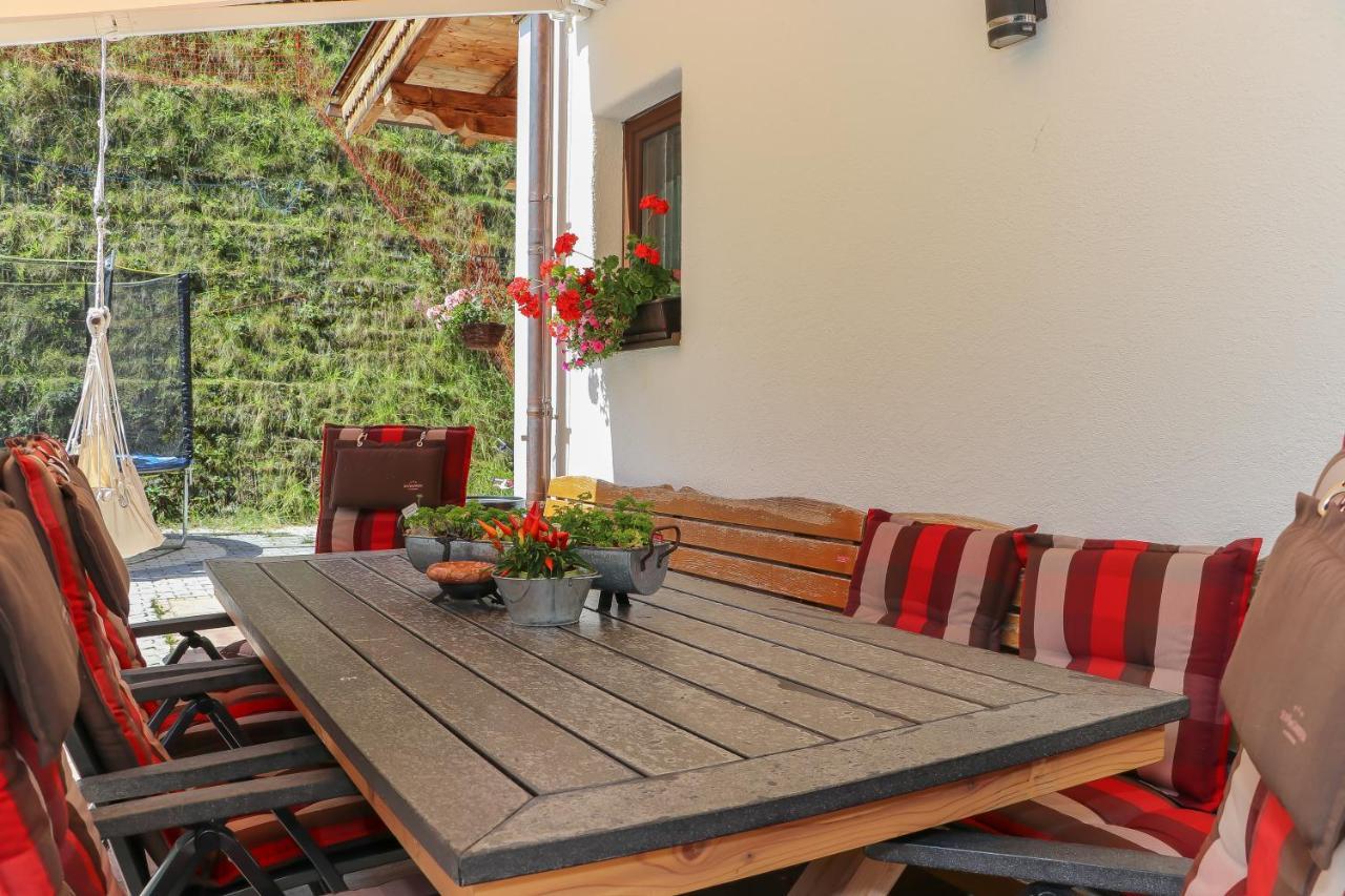 Apartamento Landhaus Hinterglemm Saalbach-Hinterglemm Exterior foto
