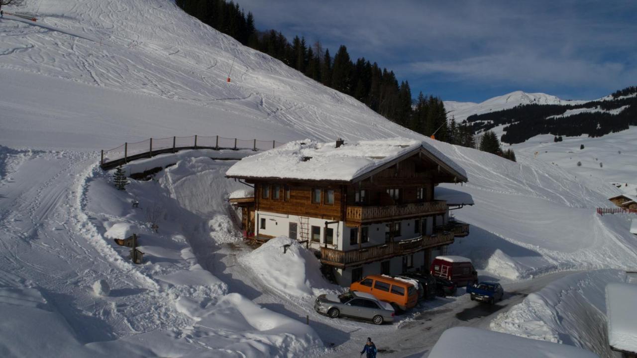 Apartamento Landhaus Hinterglemm Saalbach-Hinterglemm Exterior foto
