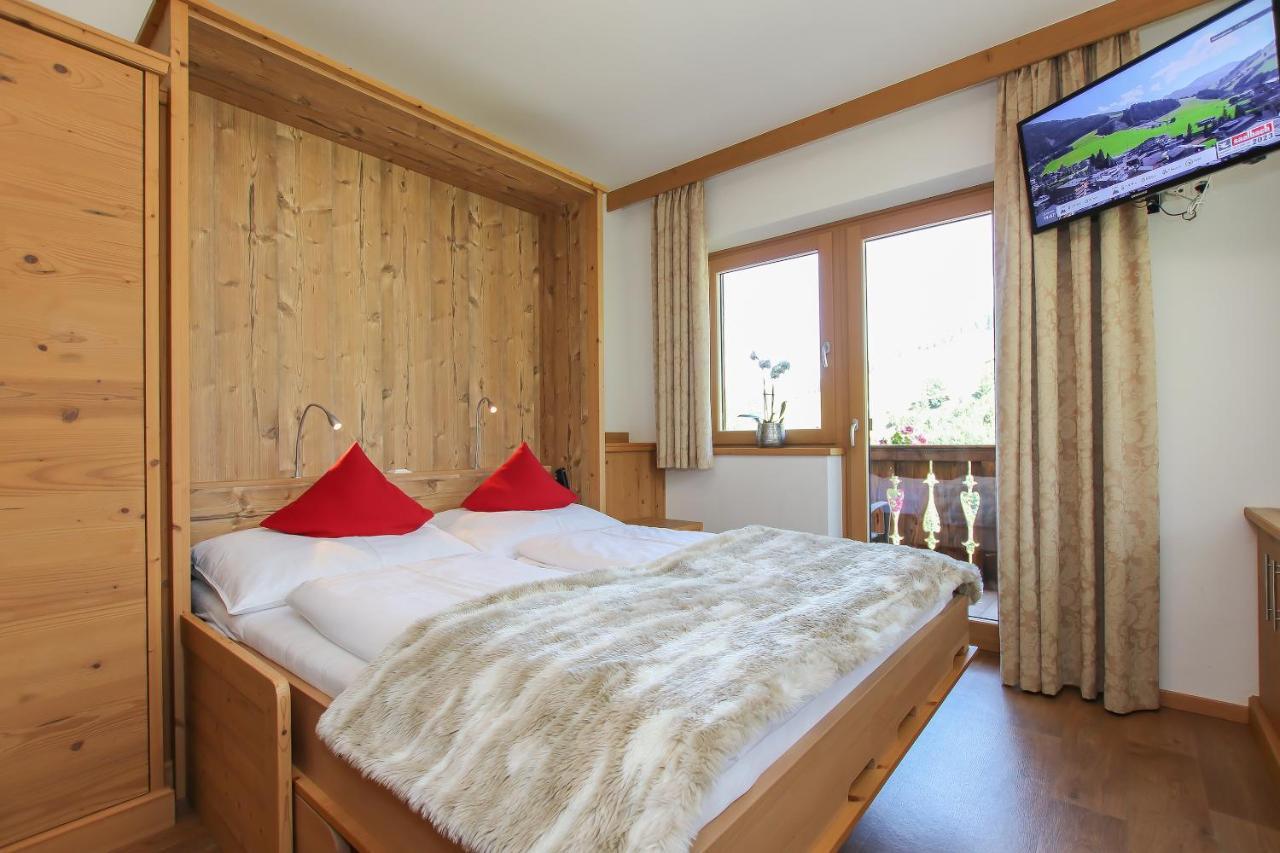 Apartamento Landhaus Hinterglemm Saalbach-Hinterglemm Exterior foto