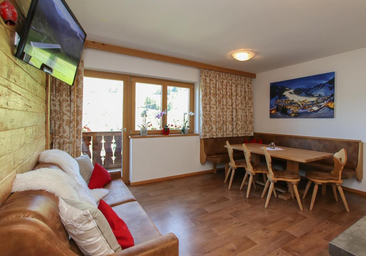 Apartamento Landhaus Hinterglemm Saalbach-Hinterglemm Exterior foto